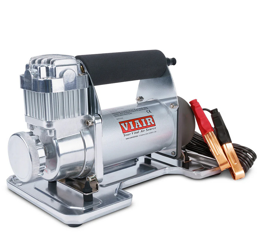 Viair 40043 400P Portable Compressor Kit For up to 35" Tires (33% Duty)