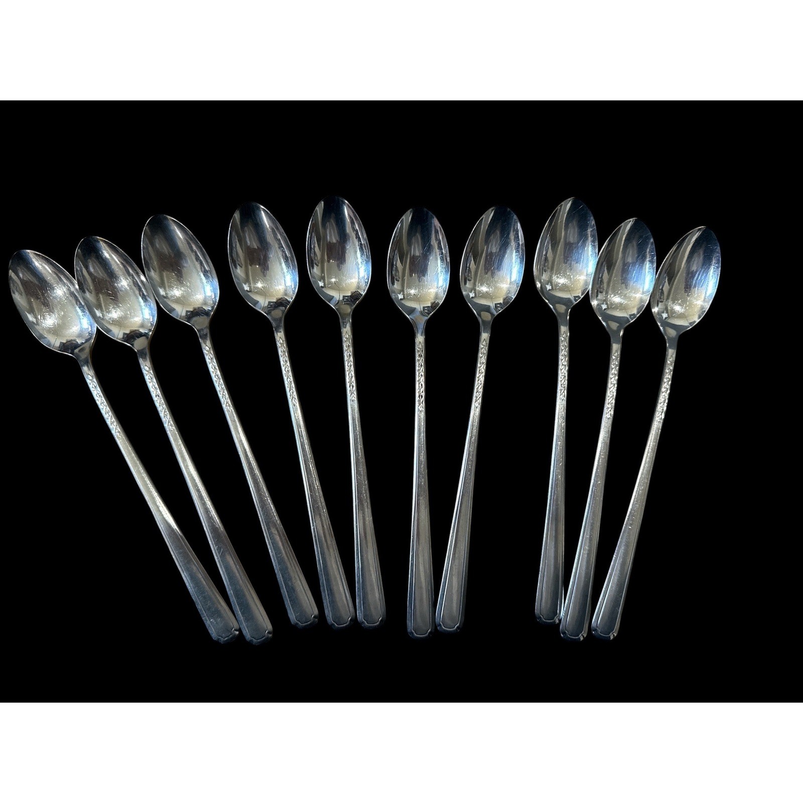Oneida Flight Criss Cross Stainless Flatware Set 52 Pc Fork Spoon Knife Lot