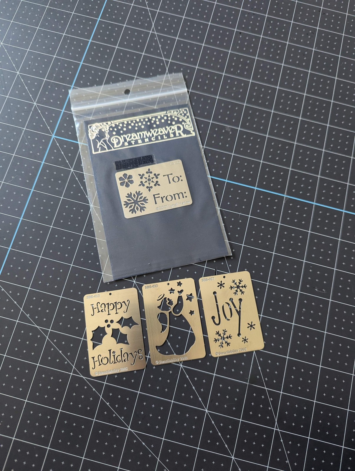 Stencilability & Dreamweaver Holiday Embossing Stencils Bundle