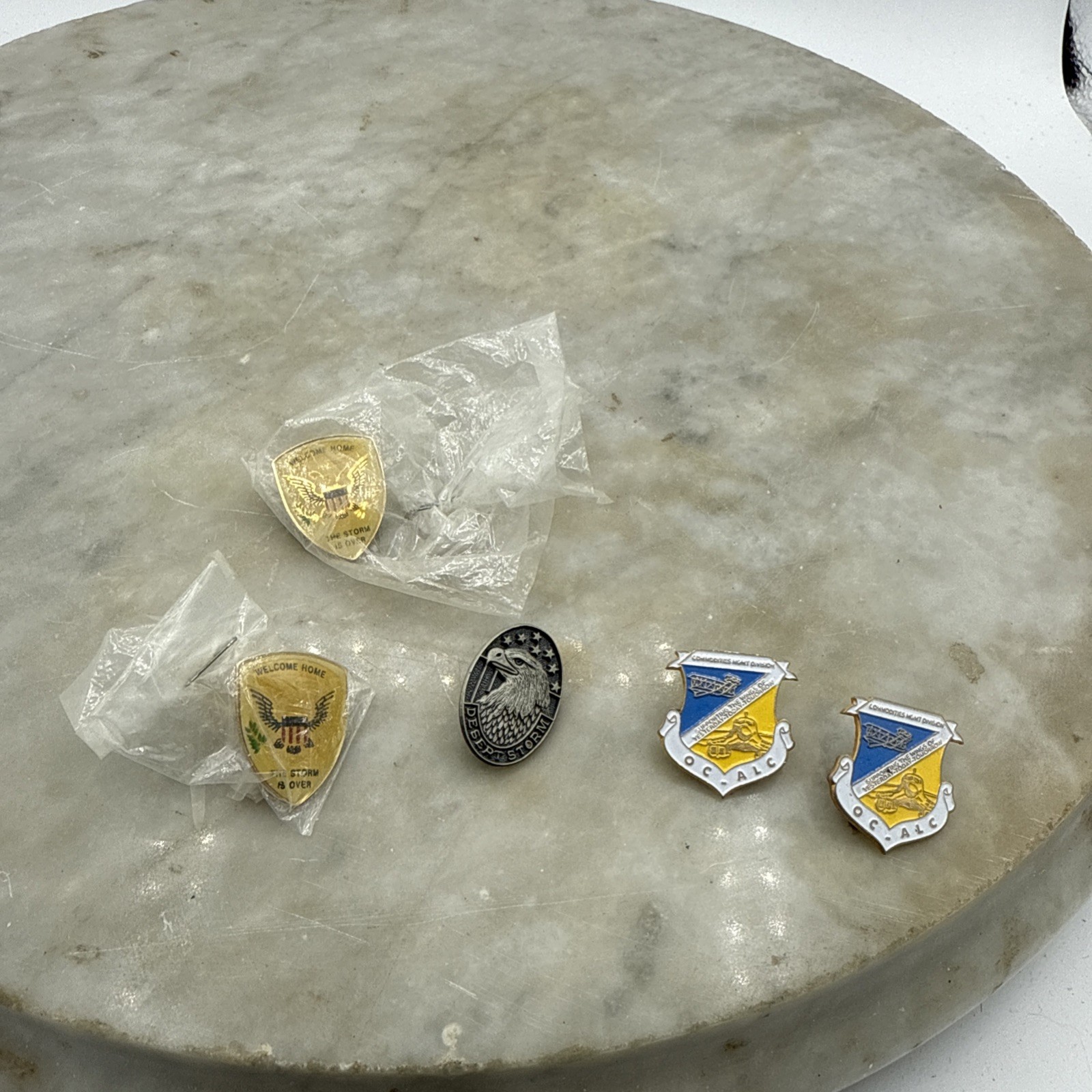 Military And Desert Storm Pins Lot