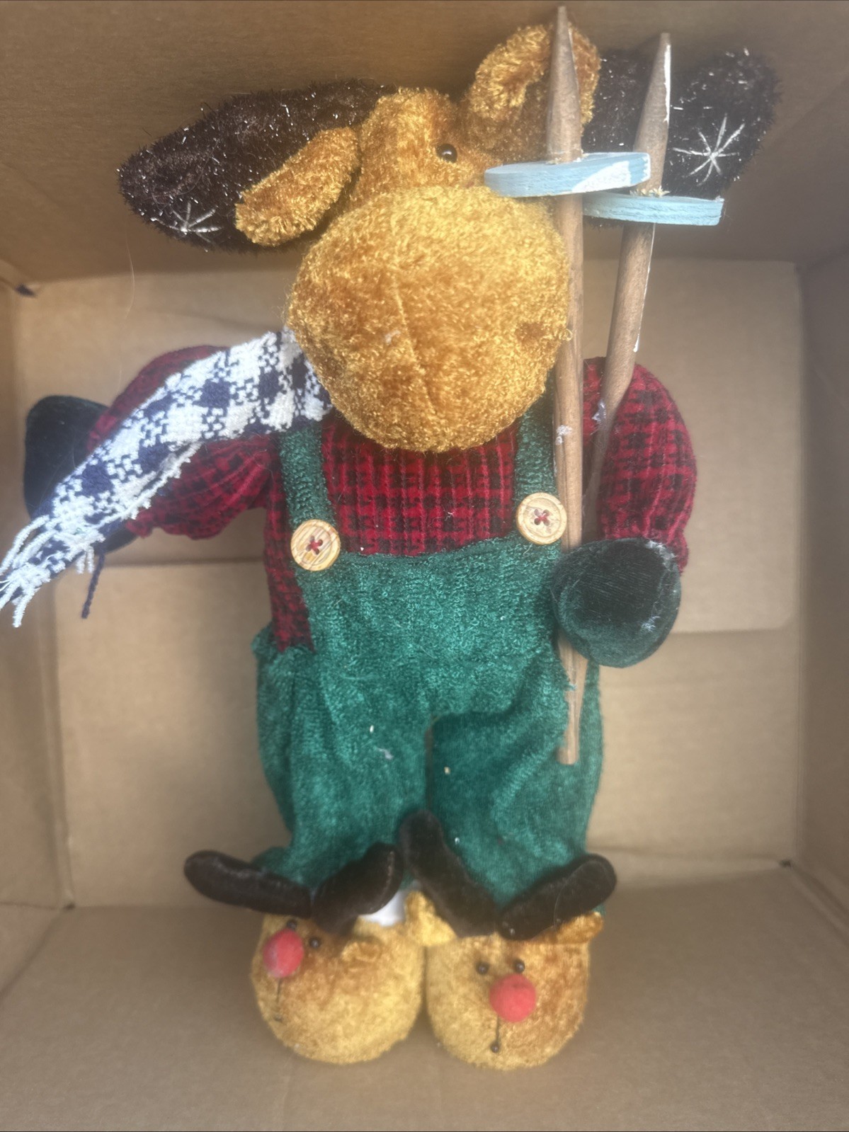 15” Reindeer With Reindeer Shoes And His Skiing Pole