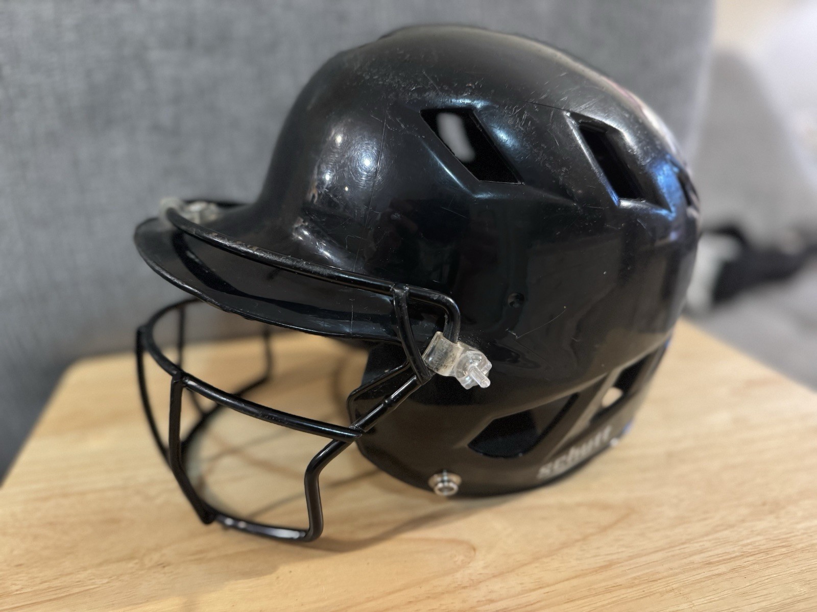 Schutt Youth Baseball Batting Helmet With Face Guard. Glossy Black USED