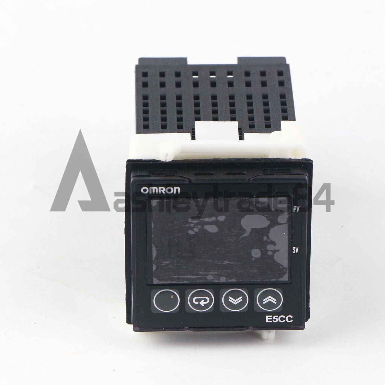ONE New Omron E5CC-RX2ASM-880 Temperature Controller 100-240VAC