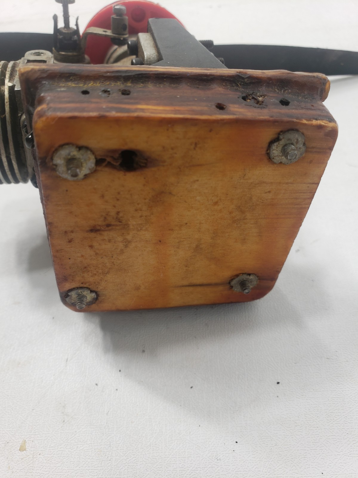 Fox .40 Glow RC Airplane Engine w/ Master Airscrew Prop & Test Stand Untested