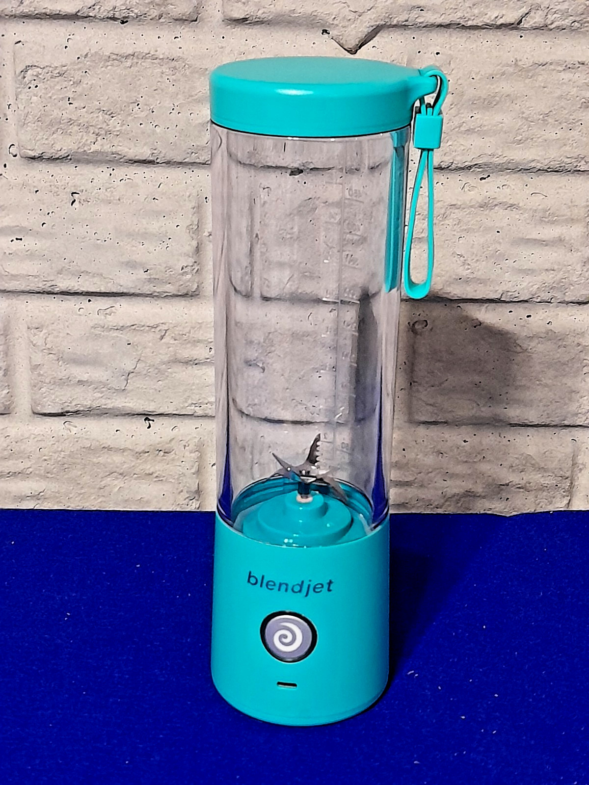 Blendjet 2 Plus Portable Blender 16oz, Mint USB Rechargeable NEW without box