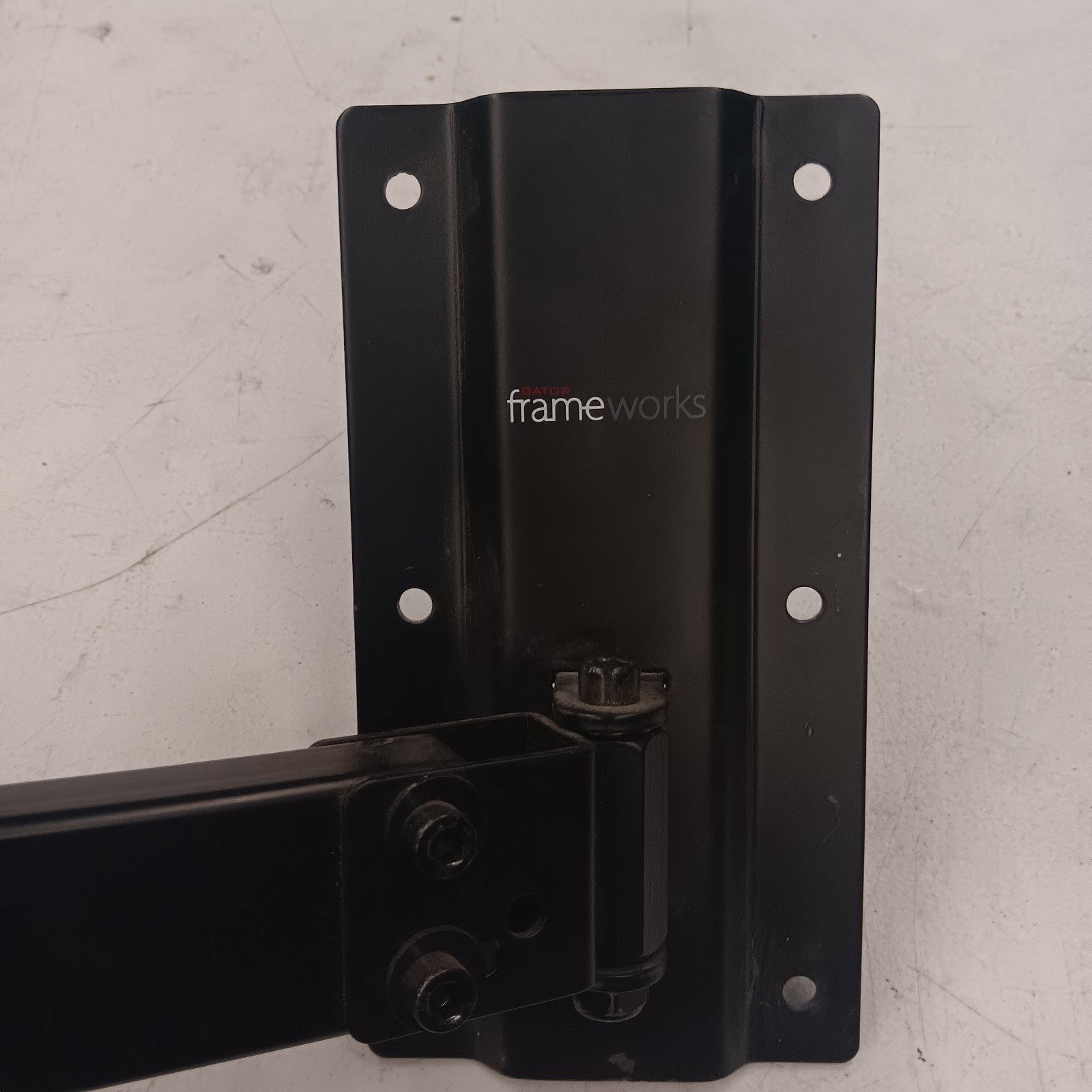 Gator Frameworks Wall Mount Speaker Stand (Single) No Screws GFW-SPK-WM100