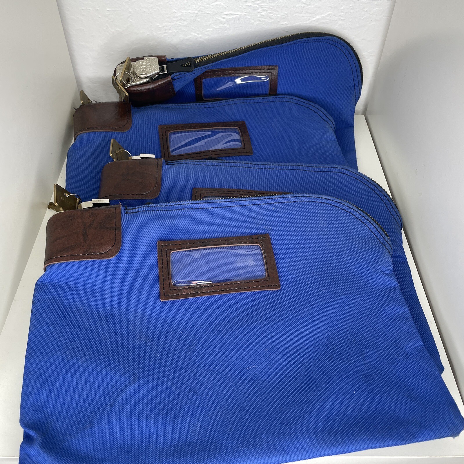 Lot Of 4 MMF Industries Security 7 Pin Lock Deposit Bank Zipper Bags w Key Blue