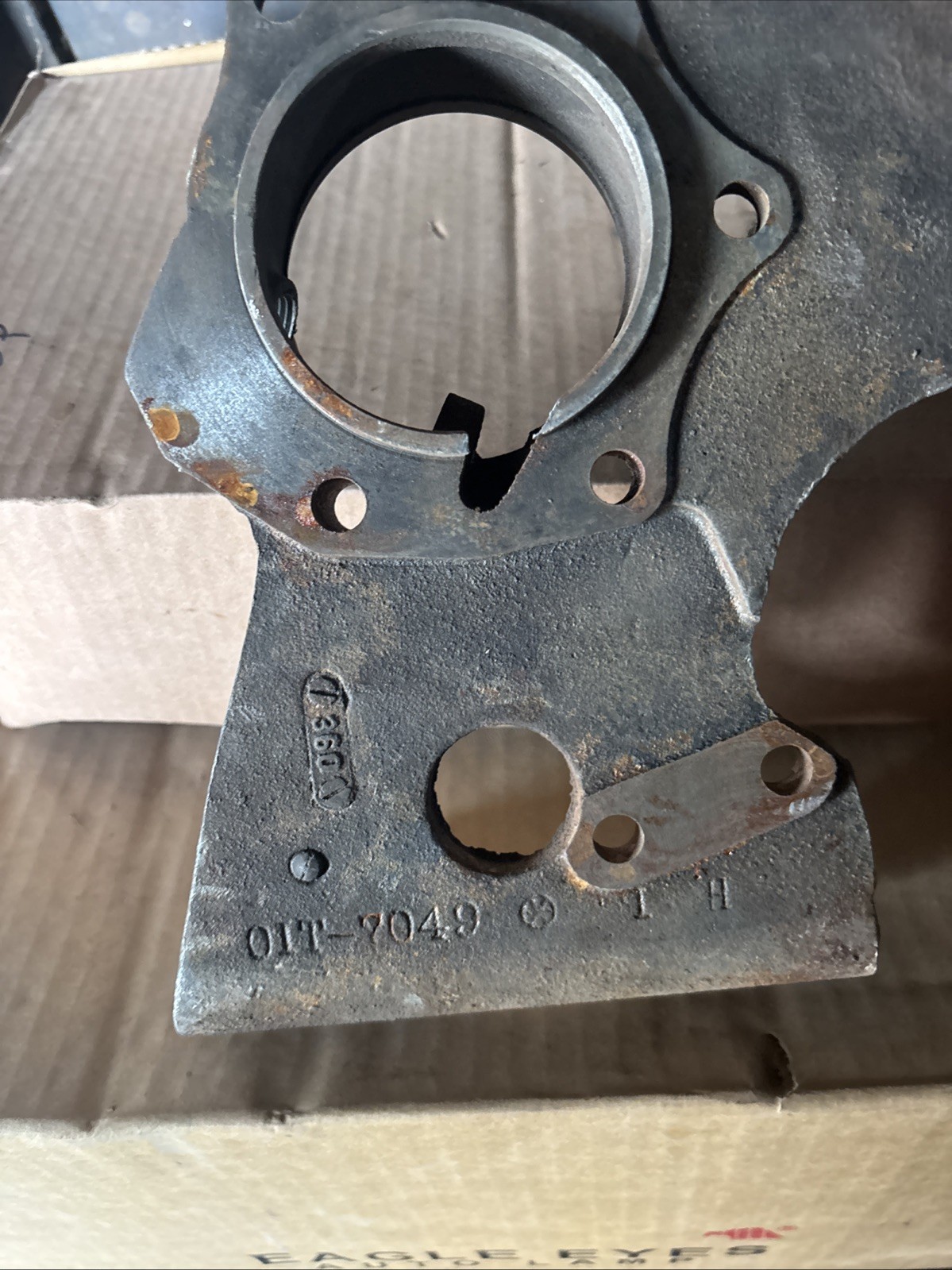 Ford Oit-7049 40-50s 3 Speed 4 Speed Side Loader Bearing Mount