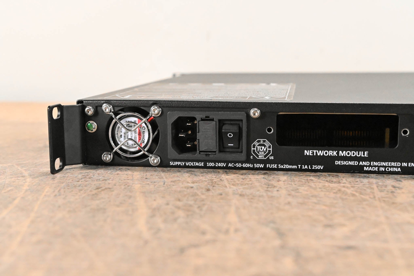 Klark Teknik DN9650 Digital Audio Network Bridge CG01H0Q