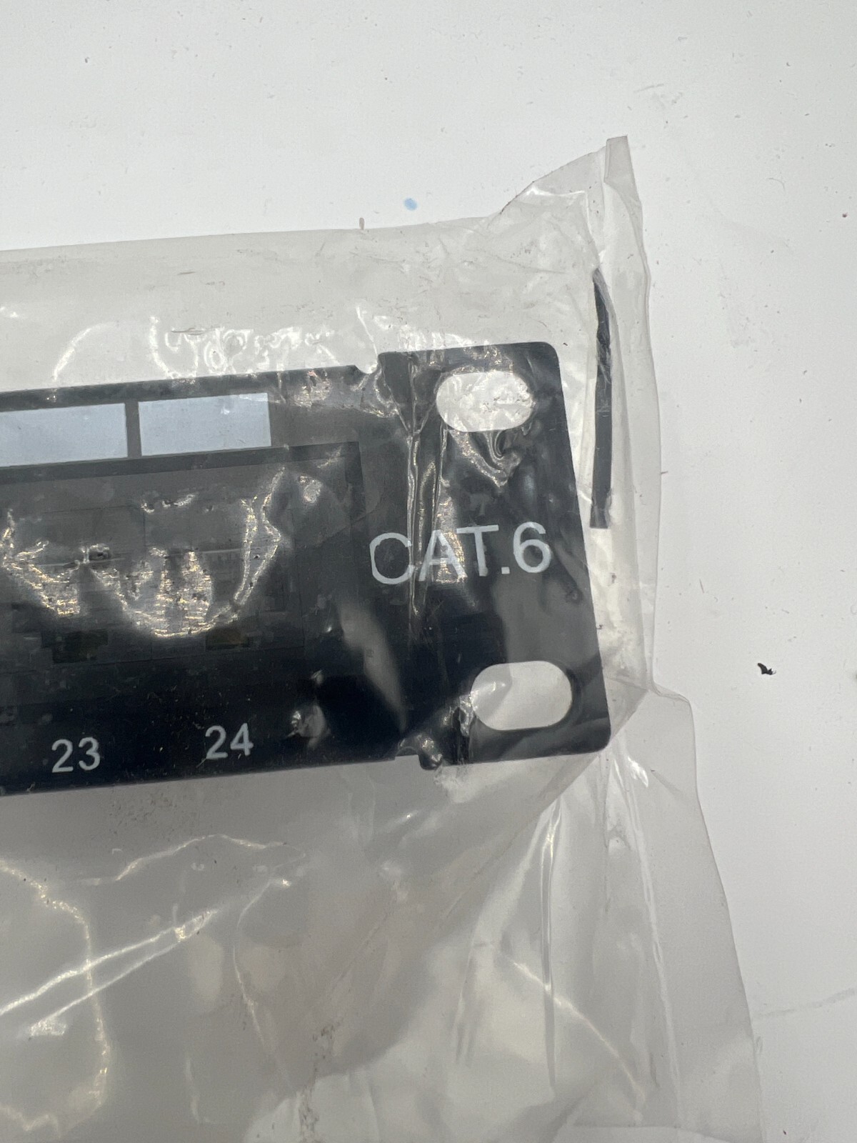 Genuine Iwillink Cat6 RJ45 Rackmount Wall Mount Patch Panel Black