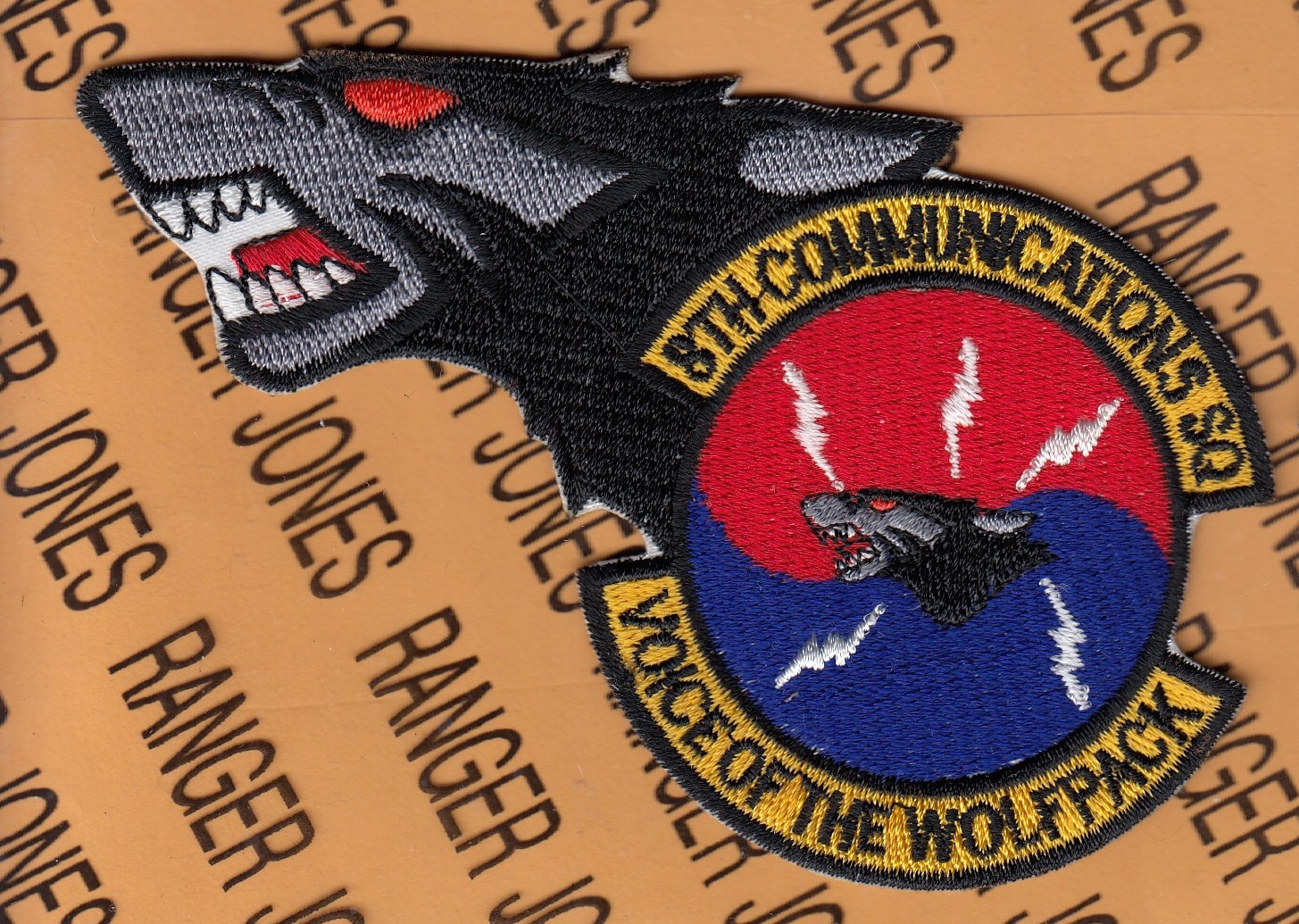USAF Air Force 8th Communications Sq COMMS Wolfpack ~4.75" patch c/e