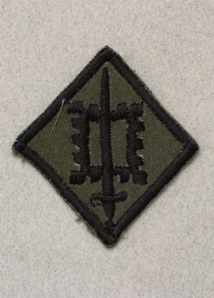 Army patch 5454: 18th Engineer Brigade - VN made, embroidered on twill