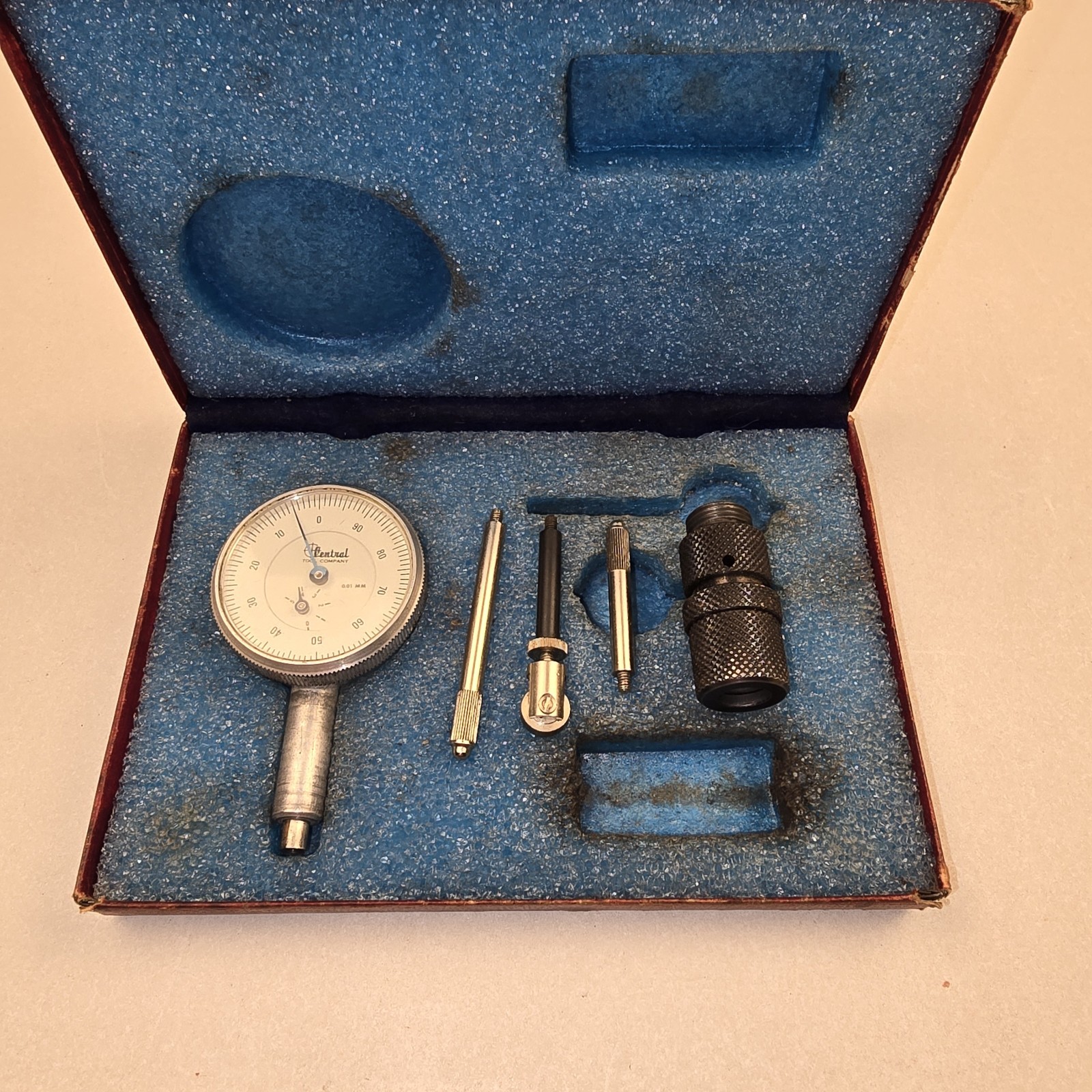 Central Tools .01MM Dial Indicator Vintage w/attachments and case