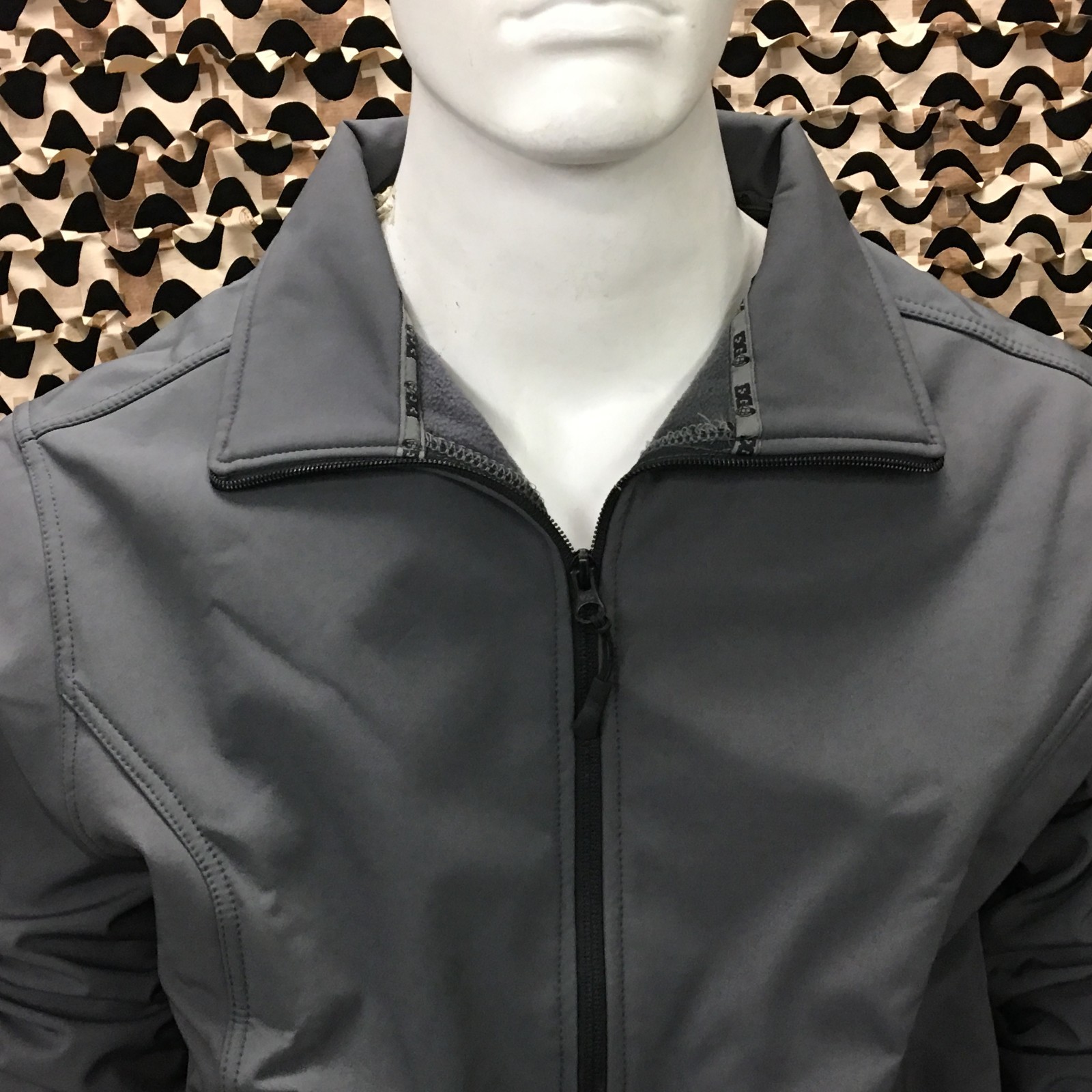 NEW Enola Gaye TechOne Windbreaker Jacket - Grey - Medium