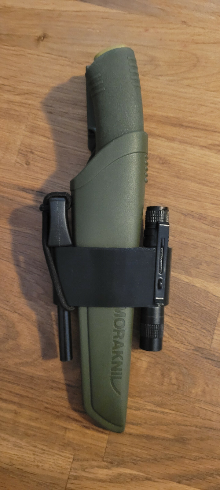 Mora Morakniv Utility Sleeve Bushcraft: LED Flashlight + Ferro + Utility Pouch
