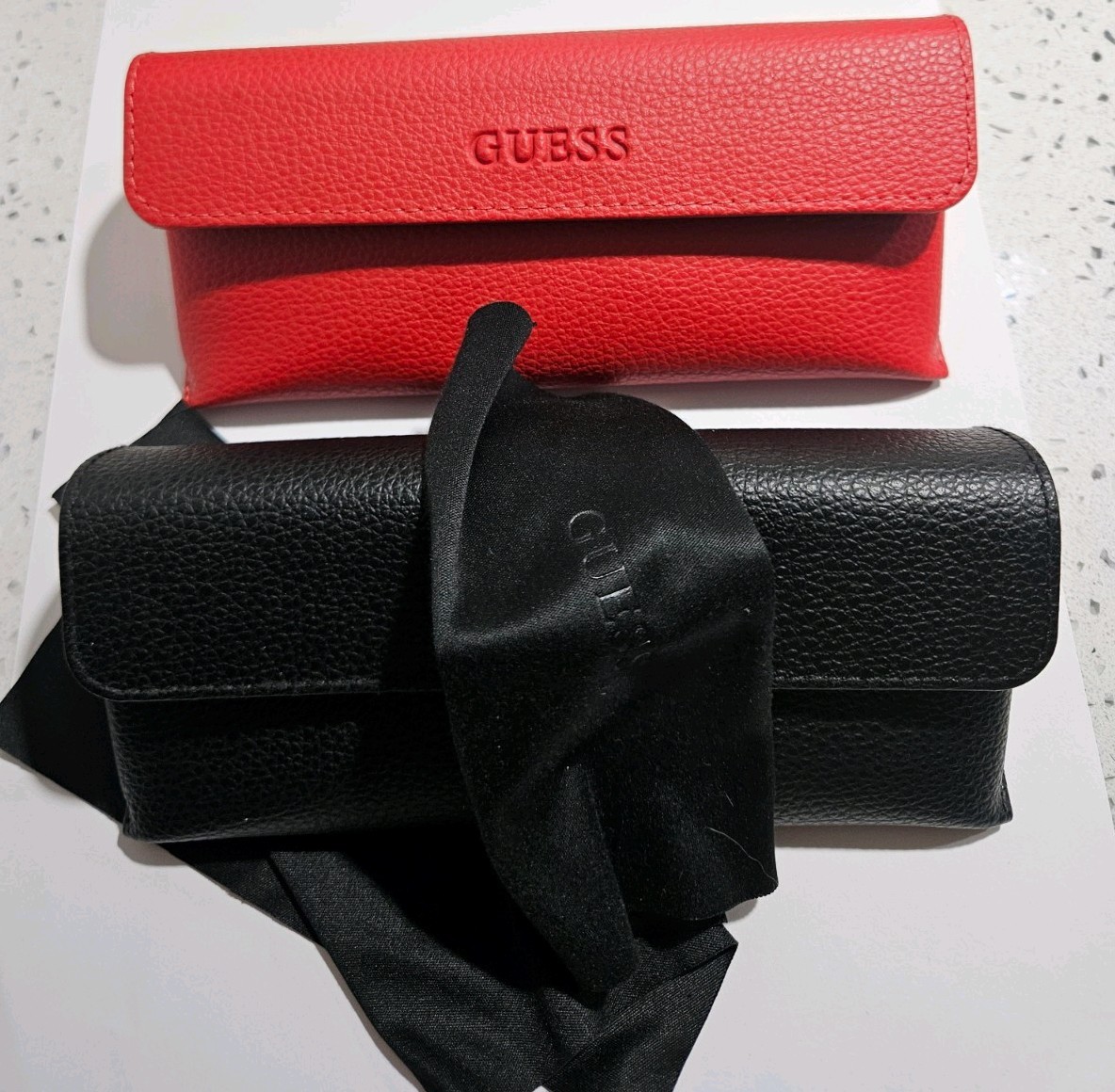 GUESS Eyeglasses Case semihard with Cleaning Cloth.  Red or black
