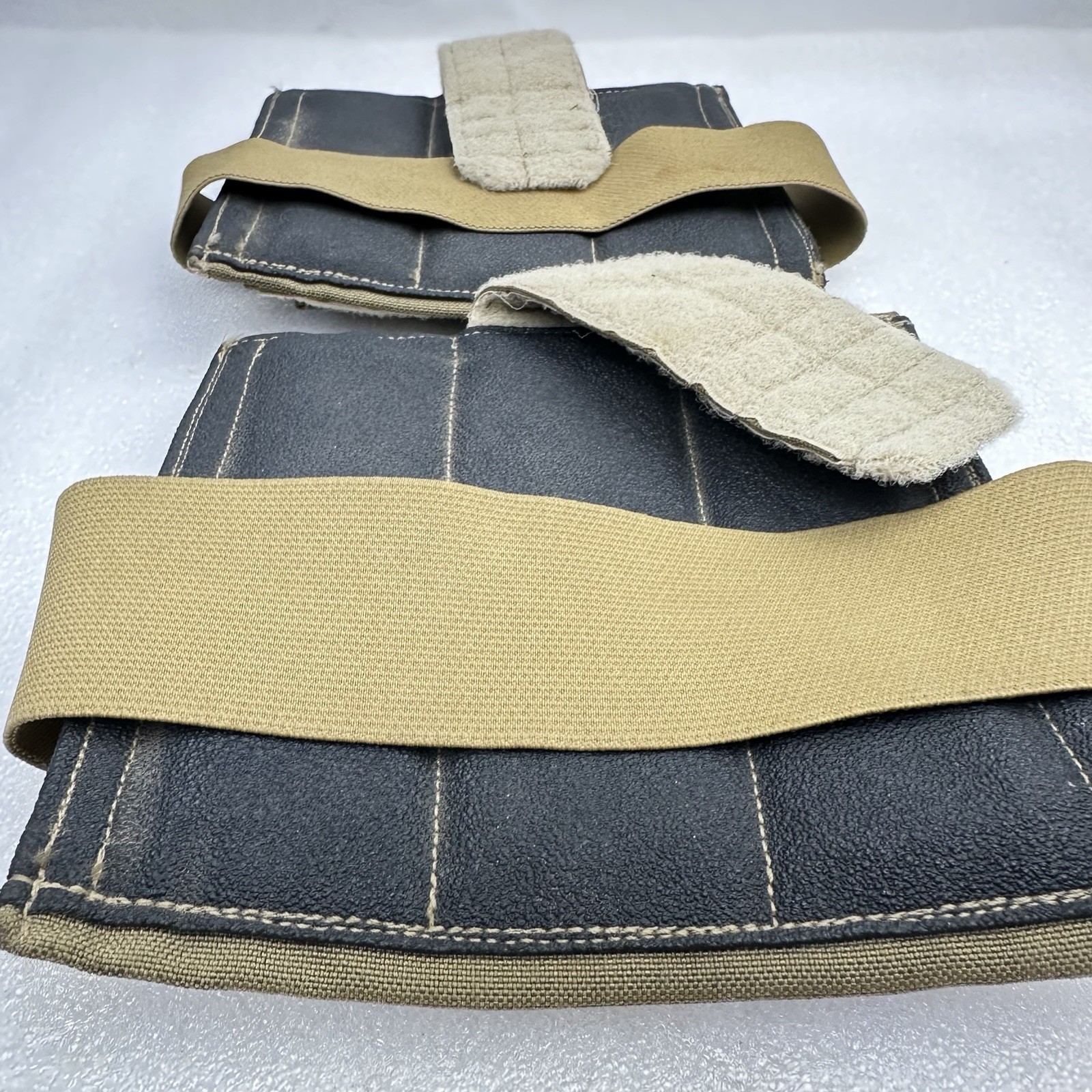 2 - Armor Holdings MSAP Deltoid Protector Khaki￼