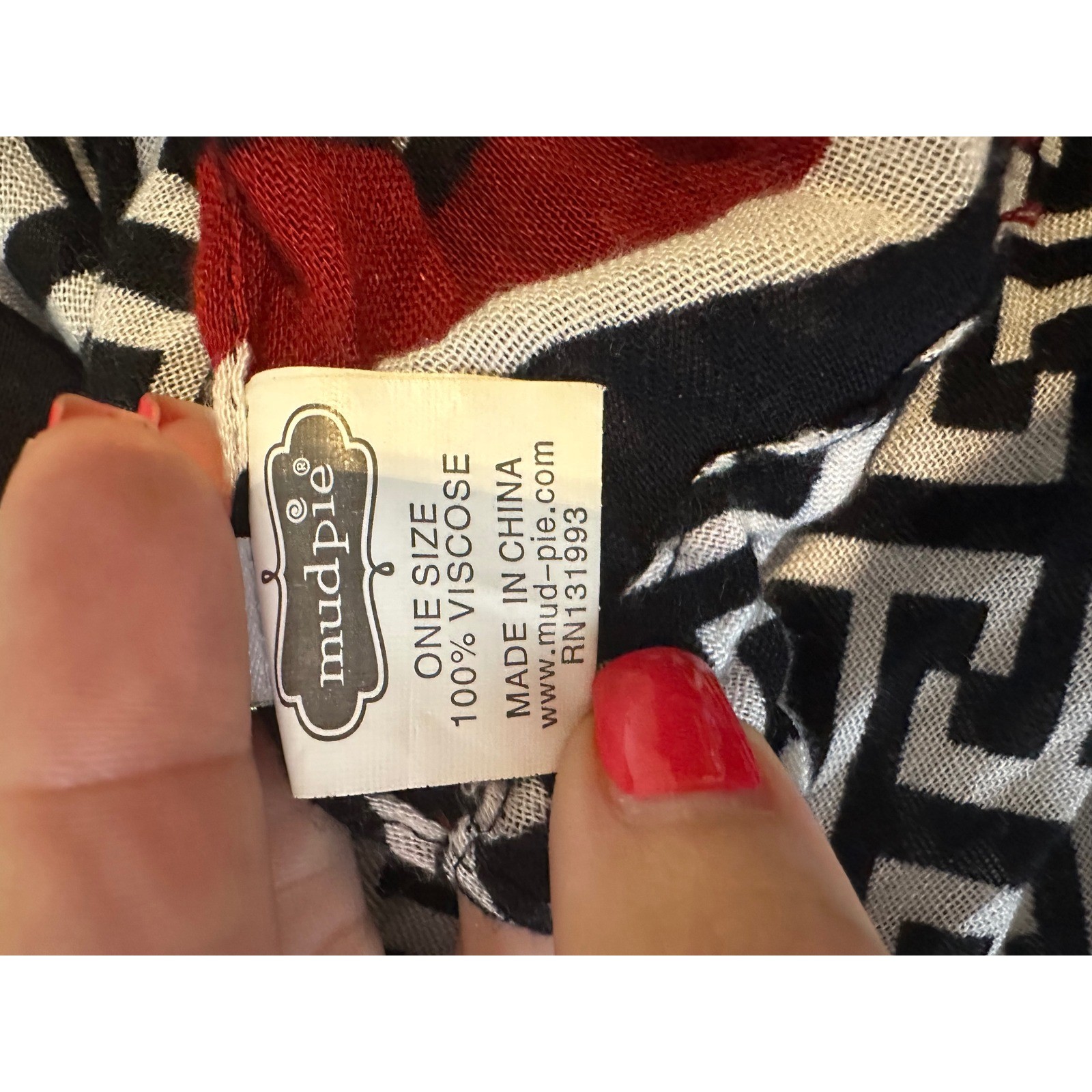 Mud Pie Women Black White Red Striped Geometric Print Infinity Scarf One Size