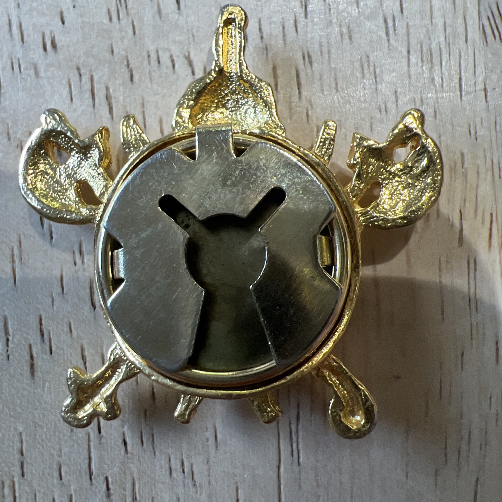 Vintage Lion Shield Button Cover Unknown