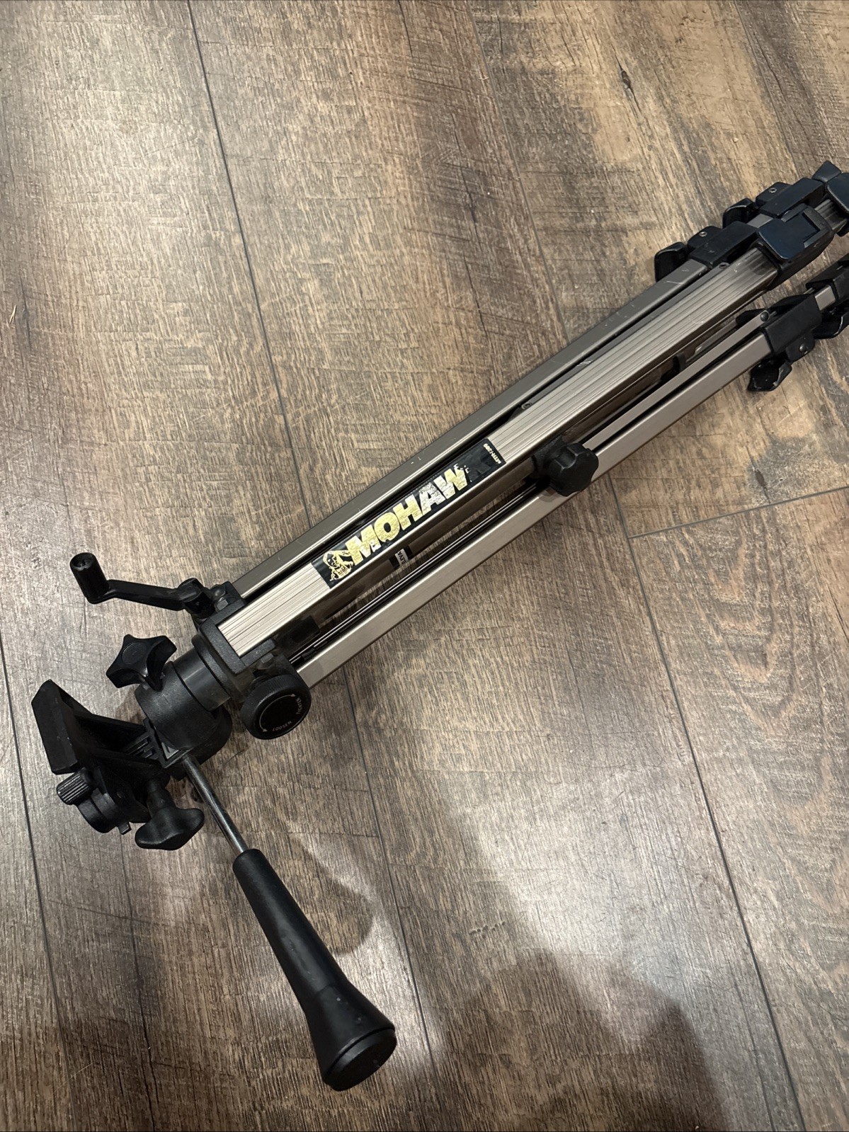 Mohawk Ultra-Lite Tripod MTR-1300 Expands 22" To 56"