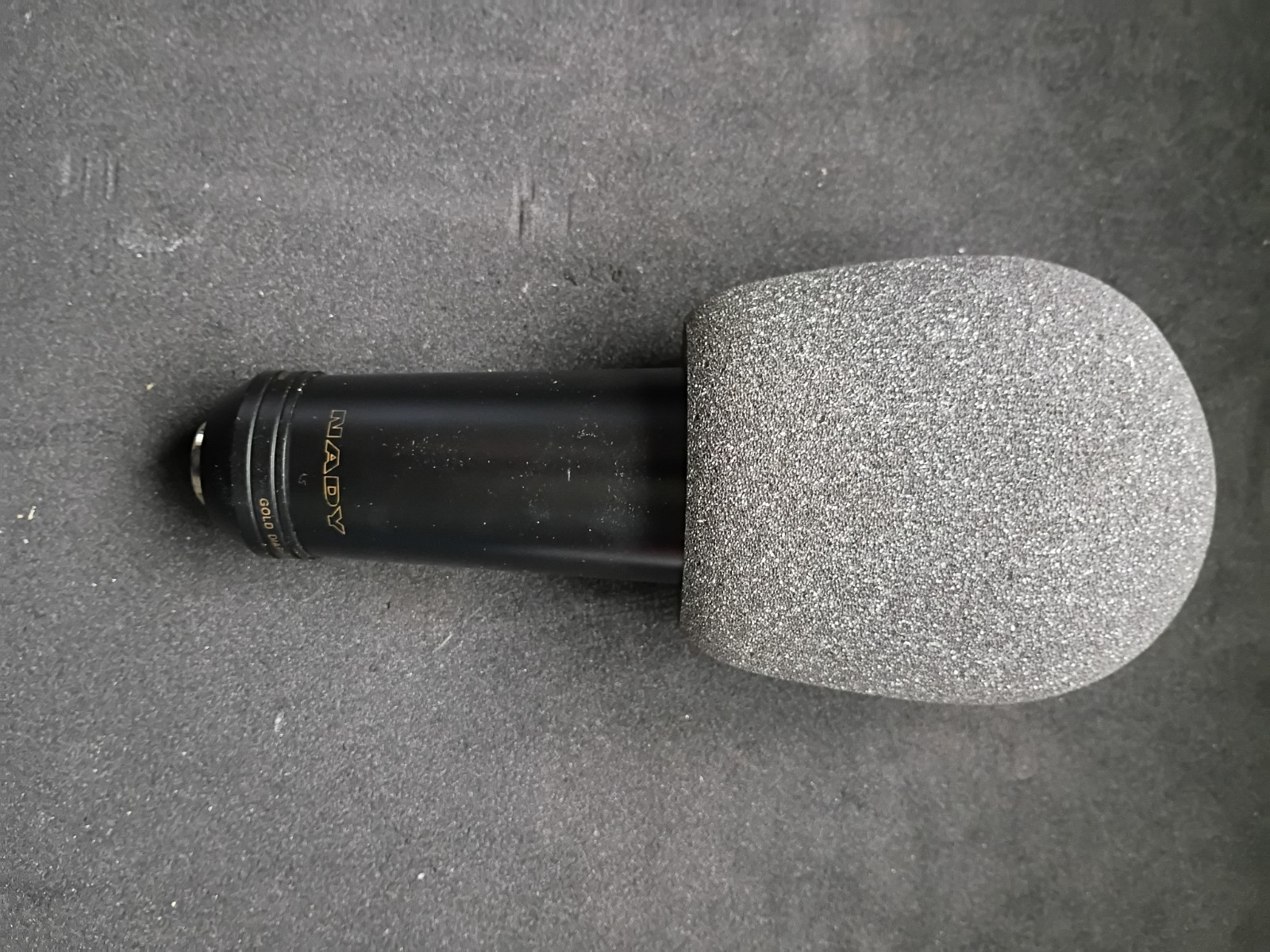Large Diaphragm Microphone Foam Windscreen NIB NEW Mic Pop Filter