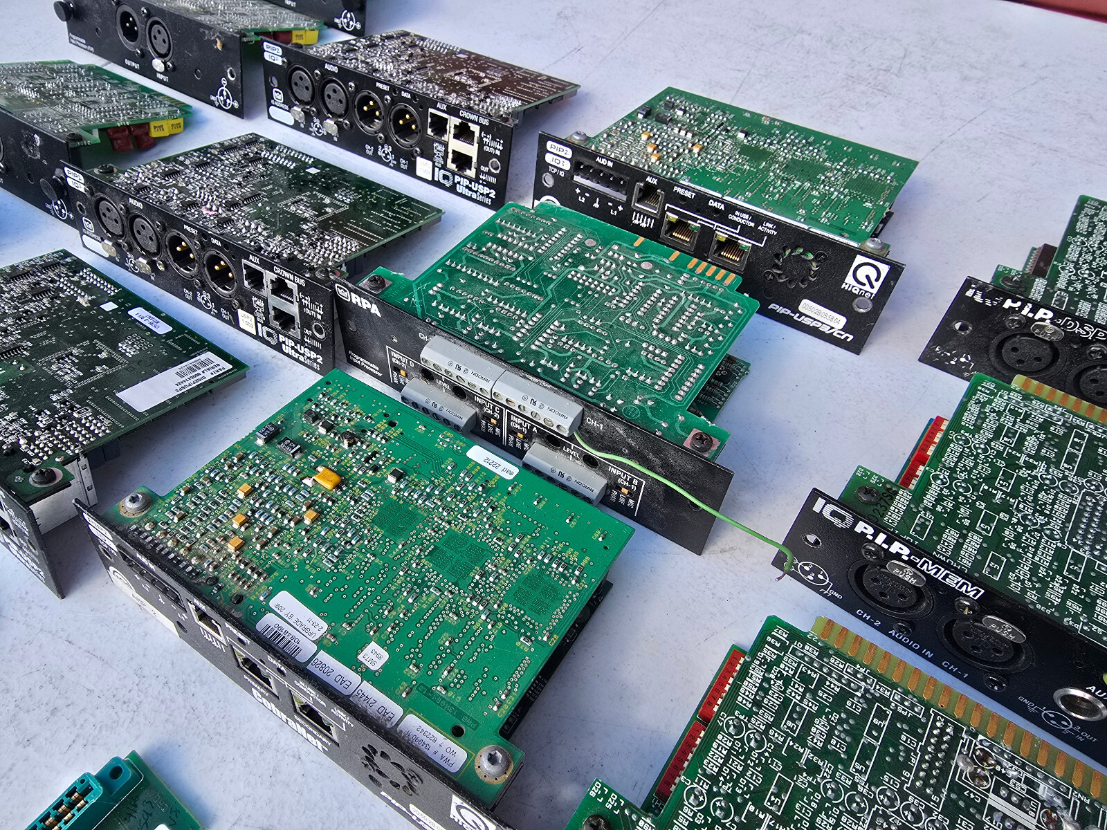 29 Crown Amplifier Chipboards