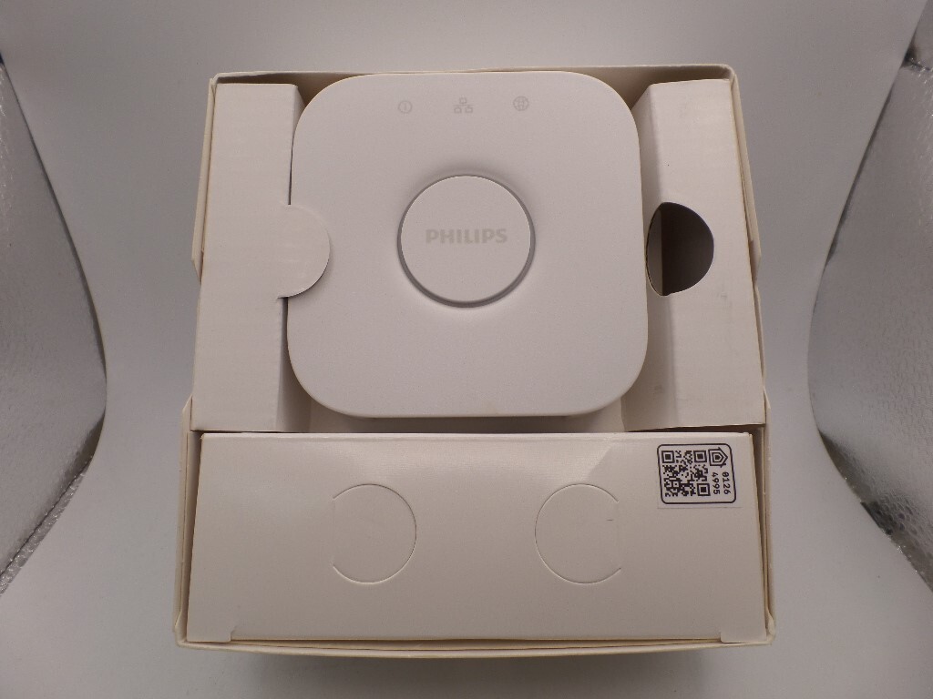 PHILIPS HUE 458471 SMART BRIDGE CONTROL UP TO 50 LIGHTS & ACCESSORIES