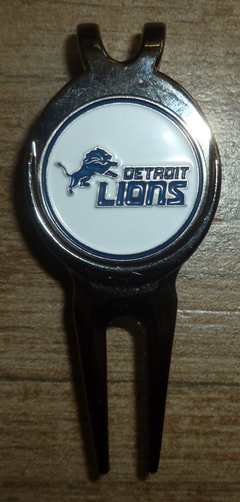 Detroit Lions NFL 1" Golf Ball Marker 2 sided & Short Divot Tool Clip