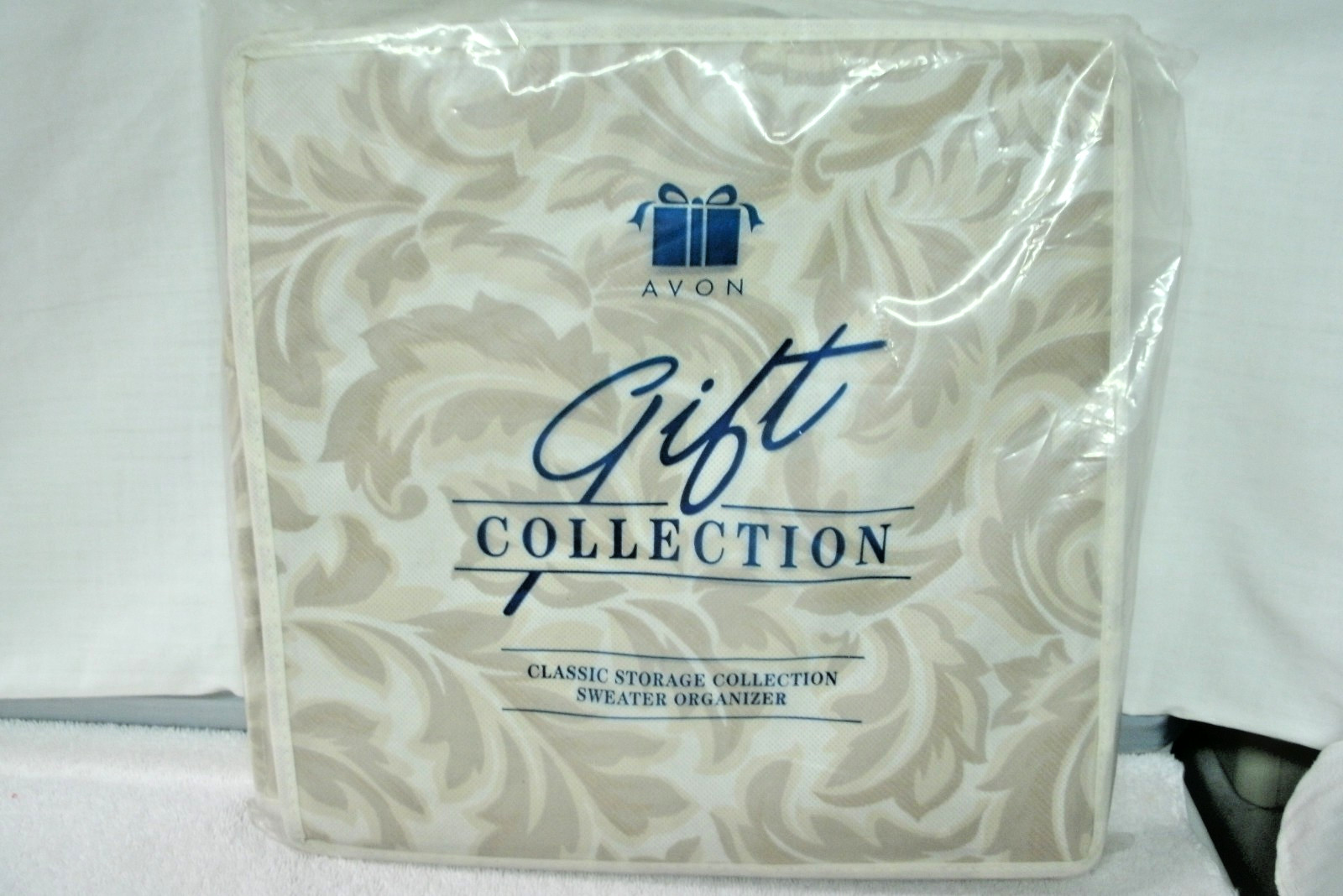 AVON-- Collection   Sweater Organizer-- New In Package