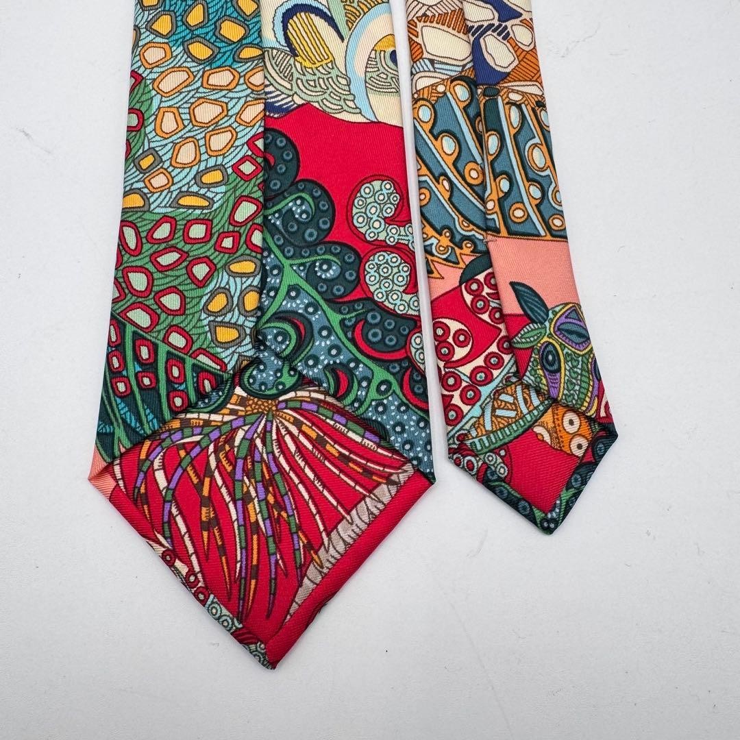 Hermes Silk Necktie Undersea Fish Coral Pattern Red Pink Excellent Condition