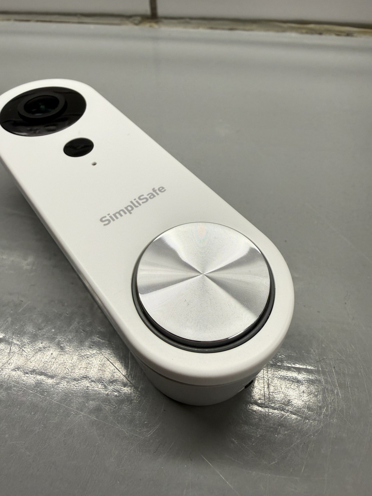 SimpliSafe Doorbell Smart Video Camera Model SSDB3 - USED