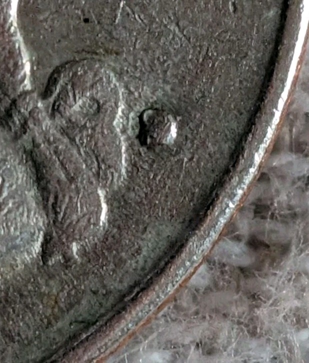 1979-D Quarter ERRORS: Filled D, Filled R, I & N Touching, Machine Doubling