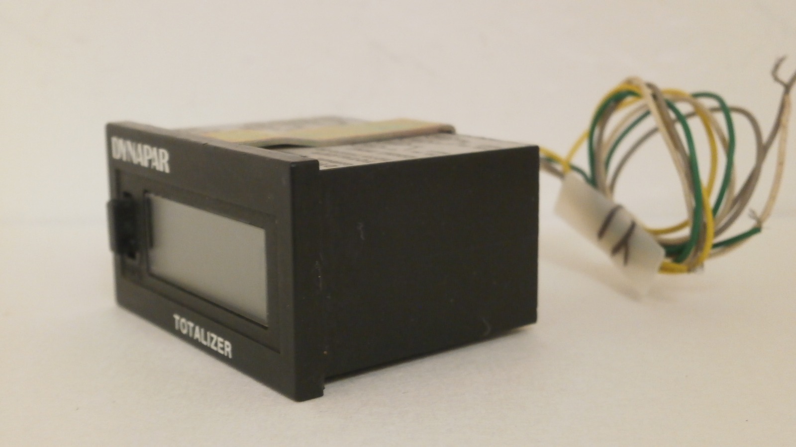 DYNAPAR / TOTALIZER DIGITAL COUNTER TOT3-TG82B-00