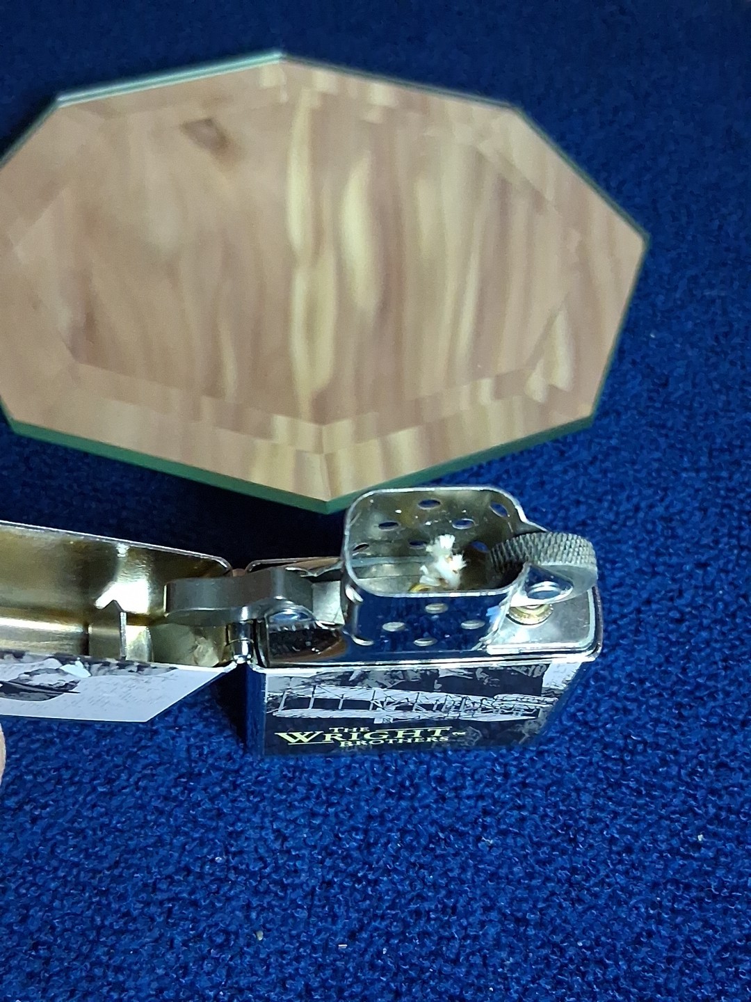 ZIPPO 2003 THE WRIGHT BROTHERS BRUSHED CHROME LIGHTER
