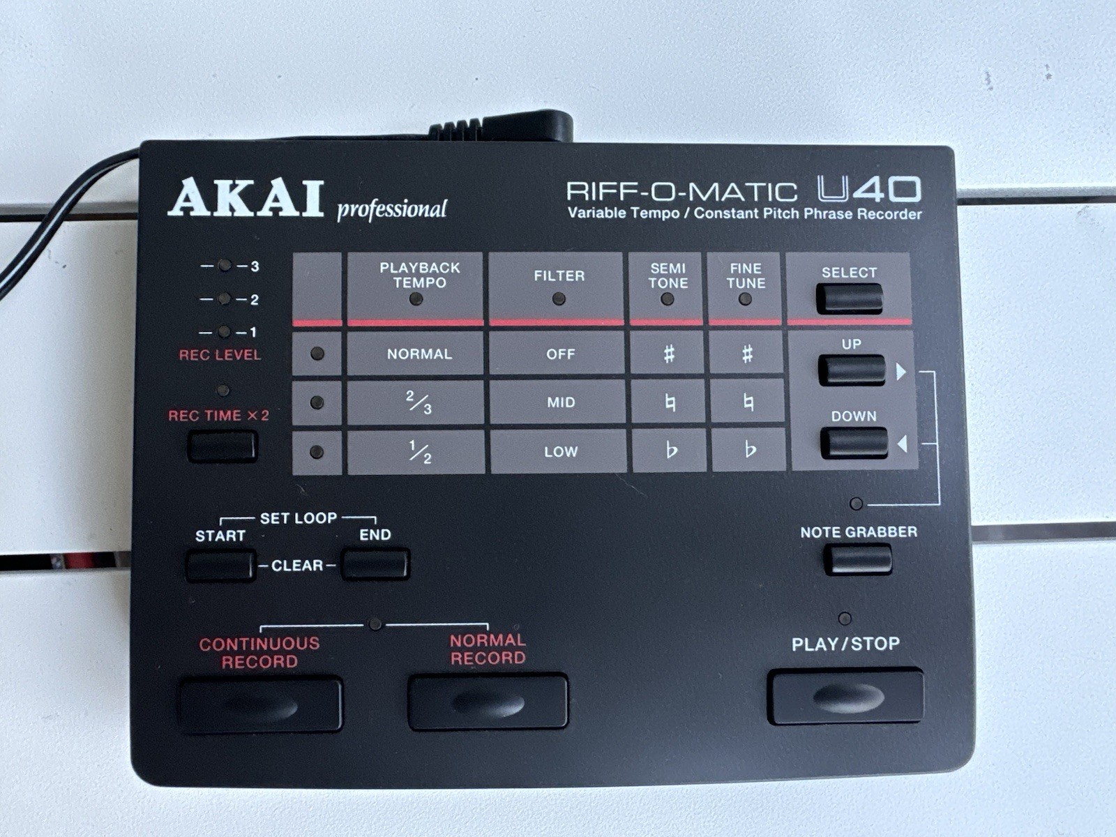 AKAI Riff-O-Matic U40 Phrase Recorder Sampler MPC Timestretch Read Description