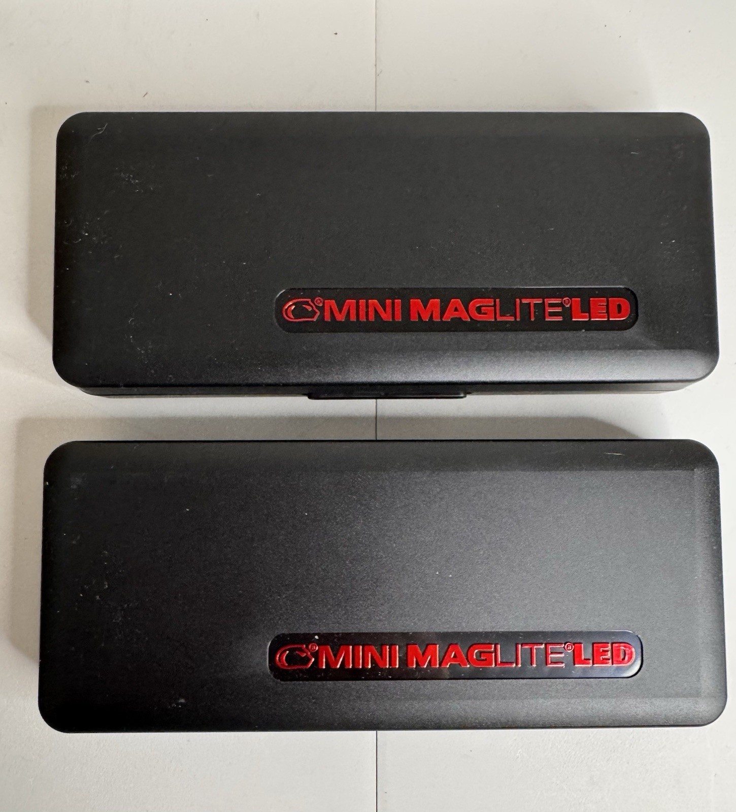 Mini MagLite LED Flashlights Lot Of 2 AA Batteries Included