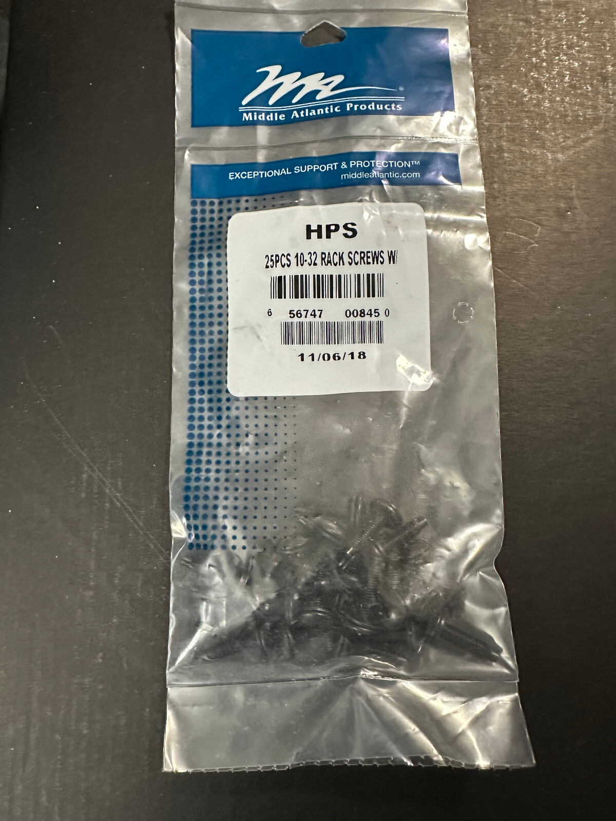 Middle Atlantic HPS 25pc 10-32 Rack Screws (4 bags - 100 screws total)