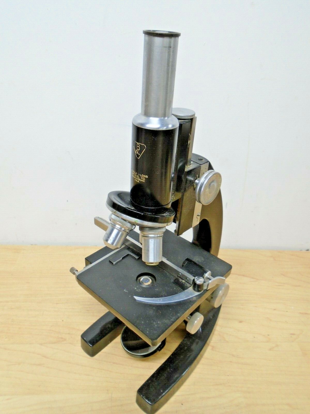 Bausch & Lomb 4 Lens MICROSCOPE w/Mirror+Control Knobs ZD1911 VG+Deal!