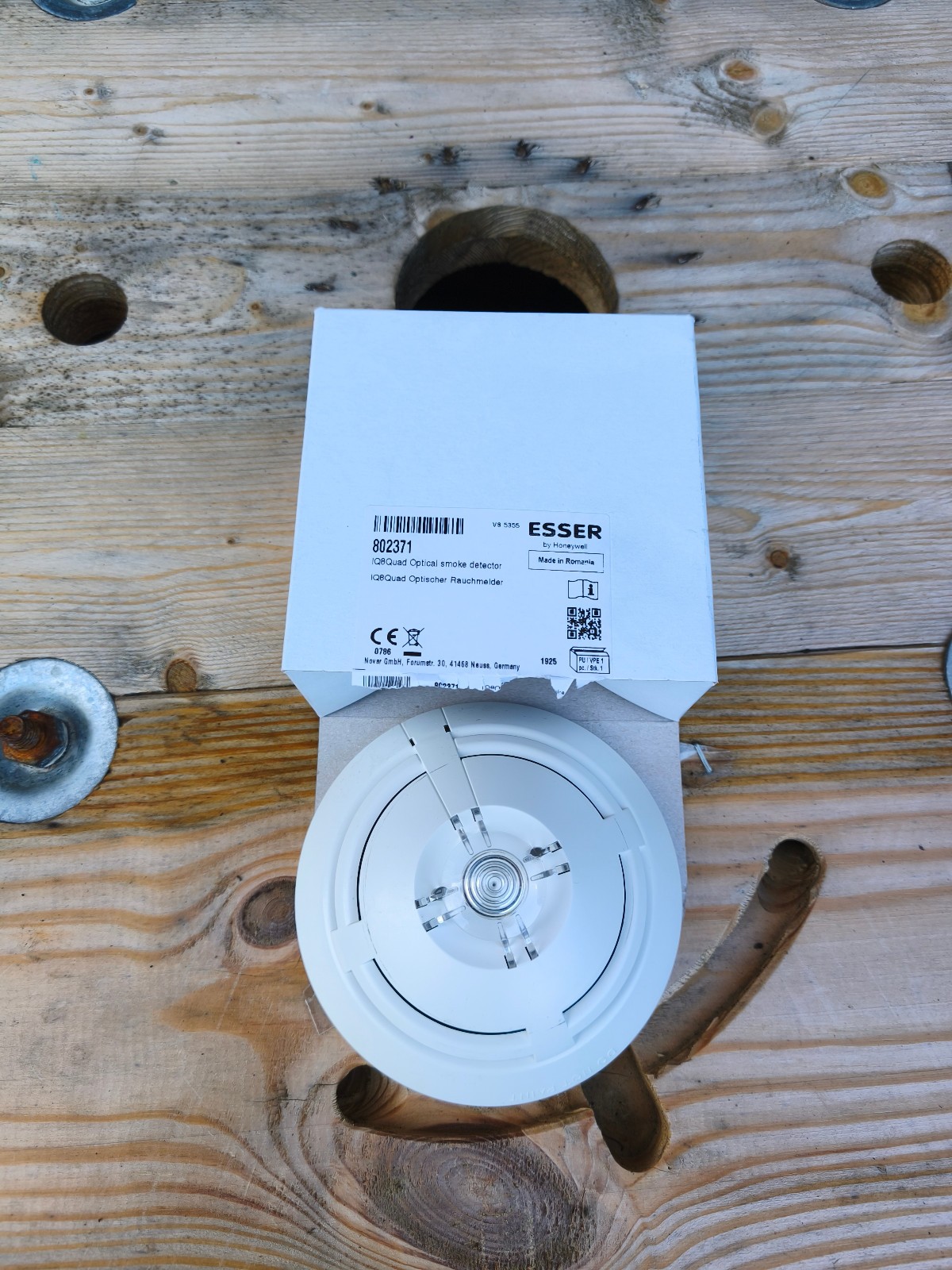 used Esser opt.  Smoke Alarm 802271 Prod.daum 2023 Original Packaging Low Hours
