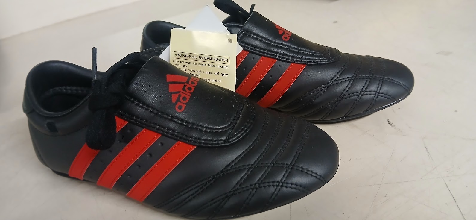 adidas TKD SM-II Low Cut Taekwondo, Karate, Kungfu,  Martial Arts Shoes 4 AE2