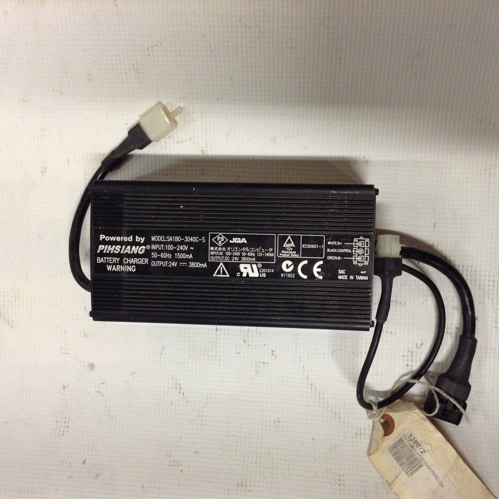 Used Quickie Aspire Shoprider Power Wheel Chair 24V 3A On Board Battery Charger