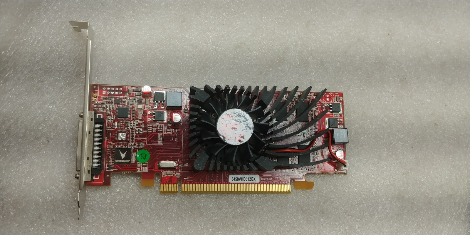 VisionTek Radeon 5450 SFF 512MB DDR3 3M PC1290685 GREAT CONDITION FREE SHIPPING!