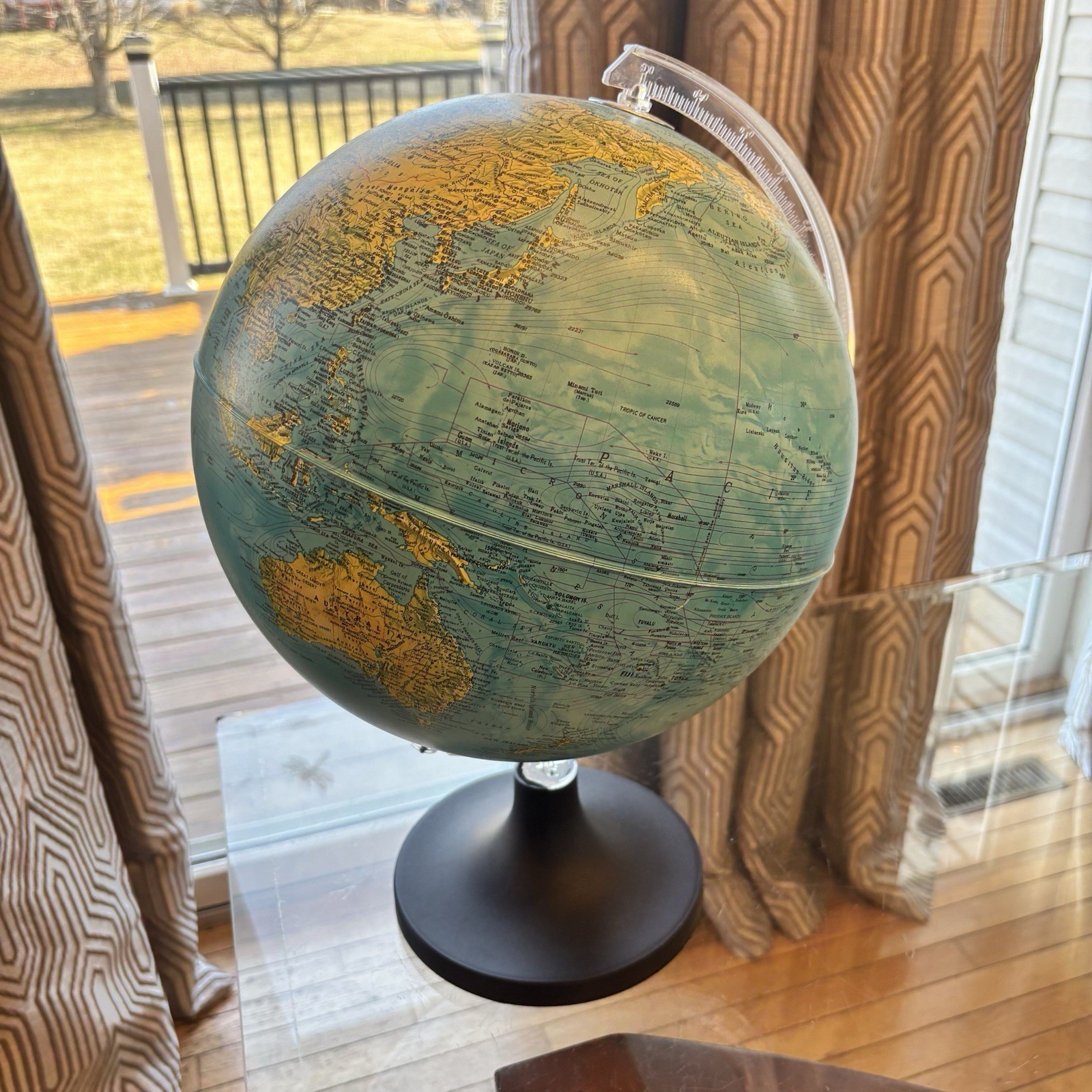Underwriters Laboratories Desktop Globe 17” Tall FLAW