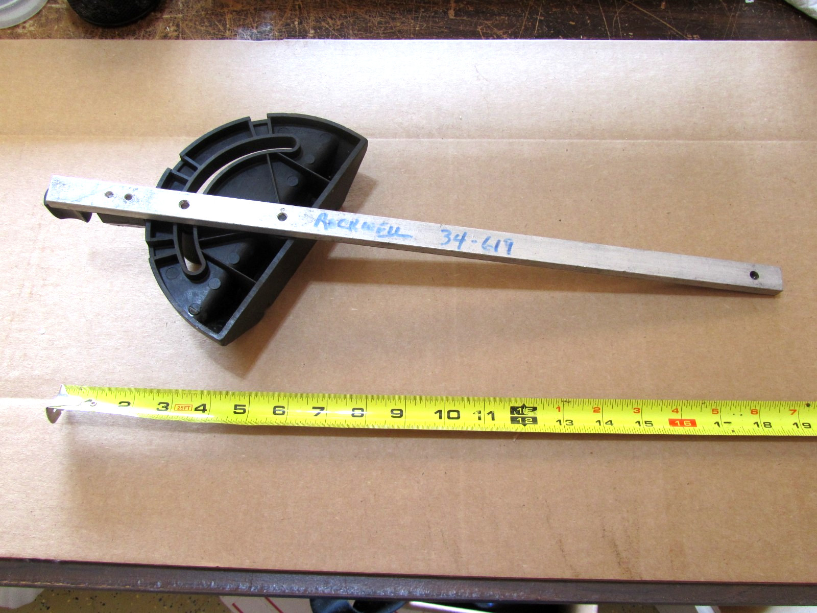 Miter Gauge 34-895 From Rockwell Delta 9" Table Saw 34-619 Slot 3/4" W x 3/8" D