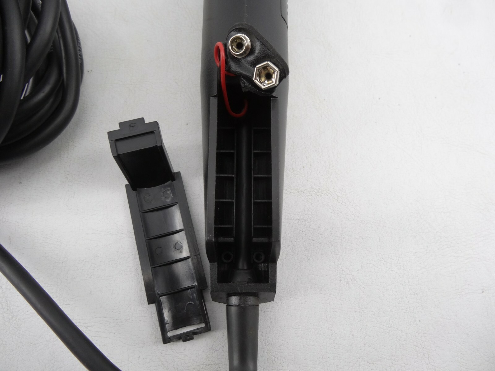 IXT SYSTEMS HAND HELD KARAOKE MICROPHONE
