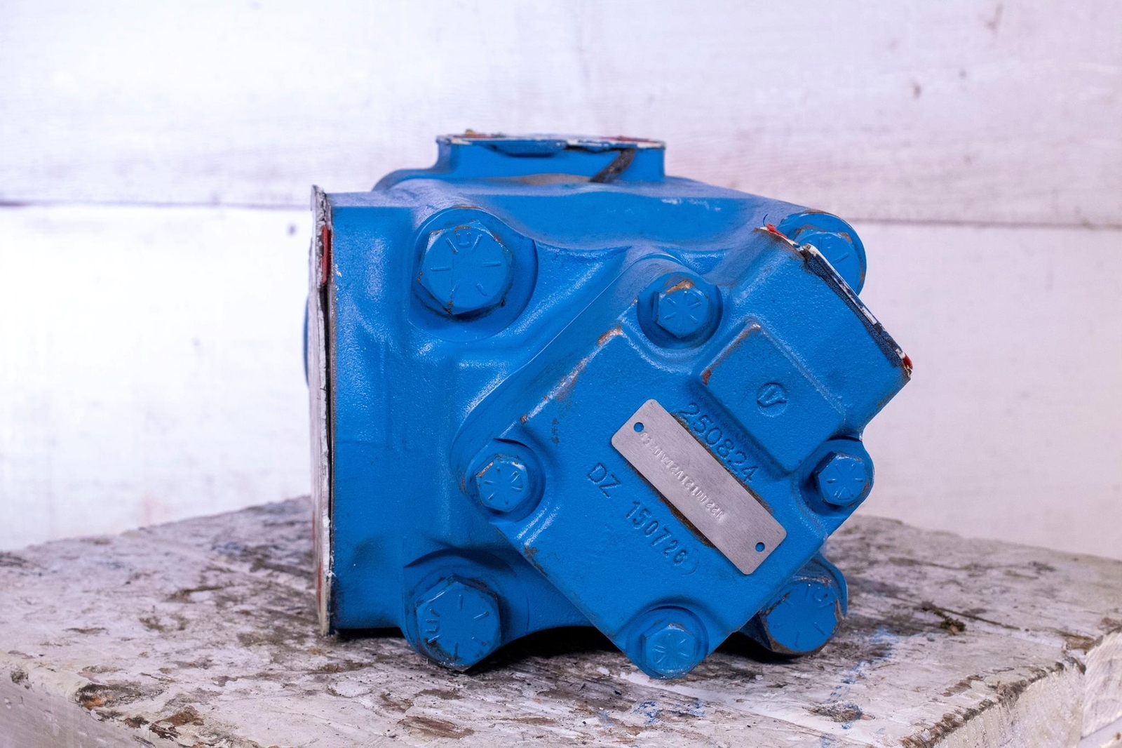 Eaton 4520V42A121DD22R Hydraulic Pump
