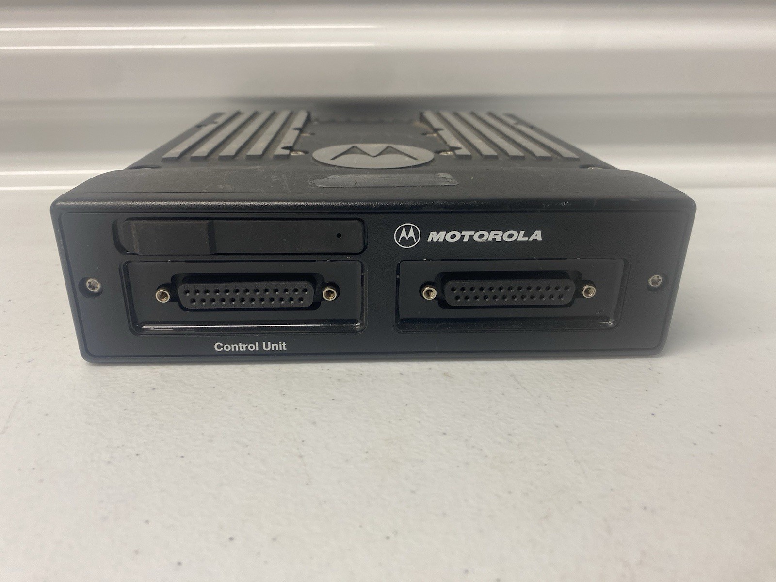 Motorola XTL5000 P25 Digital 764-870MHz Remote Mount Radio M20URS9PW1AN  ONLY