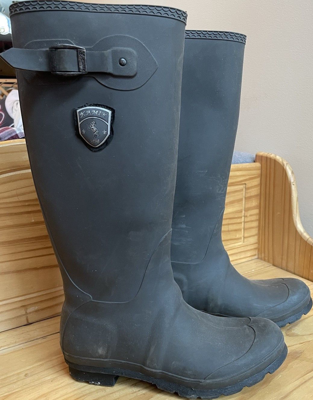 Kamik Women’s Black Waterproof Knee High Rubber Rain Boots Size 10