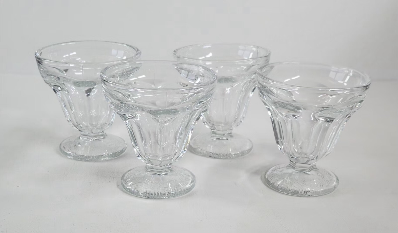 Retro Footed Sherbet Ice Cream Sundae Dessert Clear Glass Dishes 4 Oz  Set Of 4