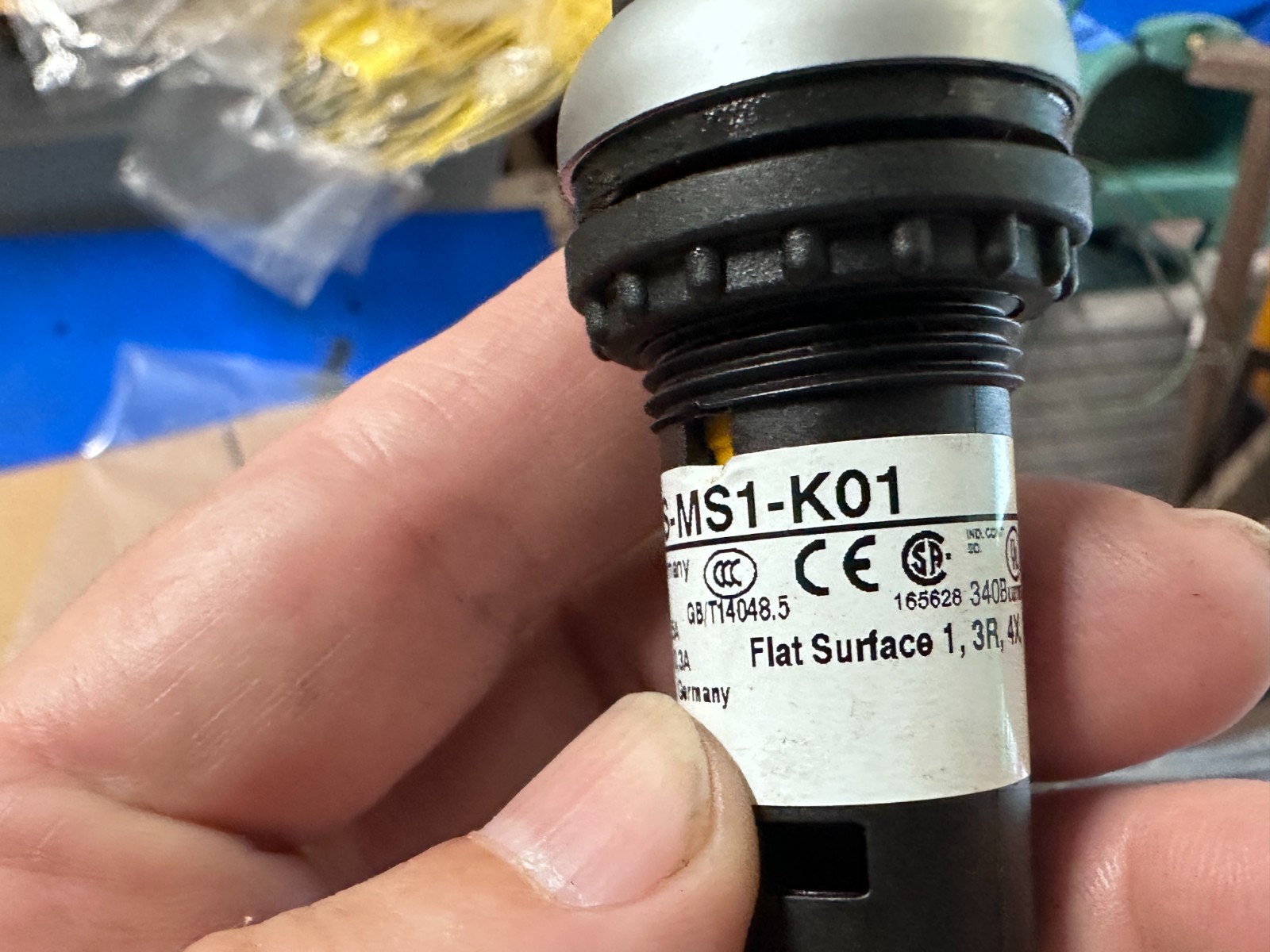 Eaton C22-WS-MS1-K01 Compact Pushbutton Selector Switch (Lot of 2)